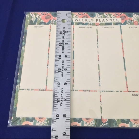 Forrest & Flower Cottagecore Weekly Planner Notepad - Picture 3 of 4